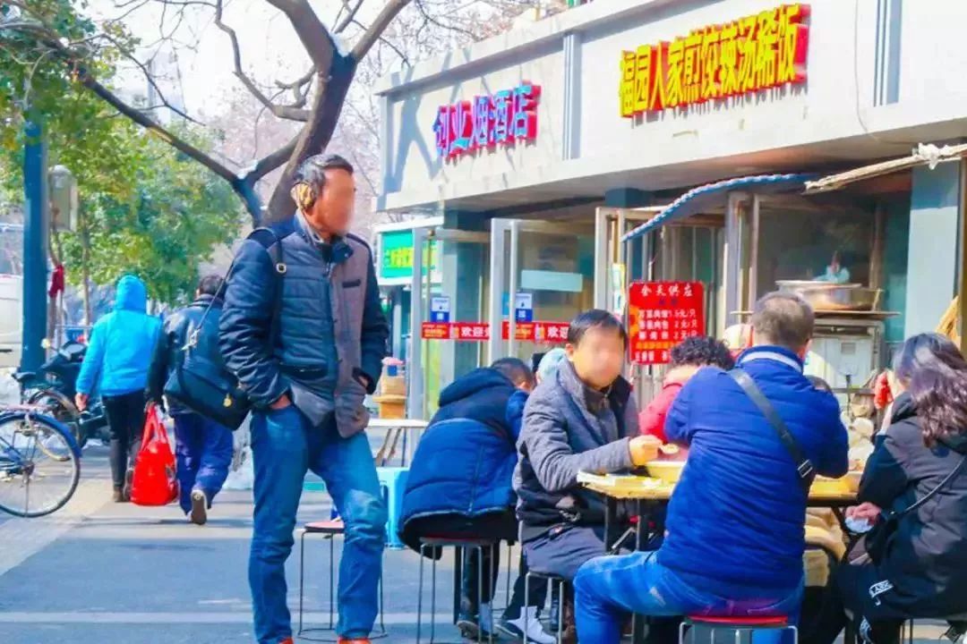 南京餐馆因低价走红，美食与性价比的双重魅力
