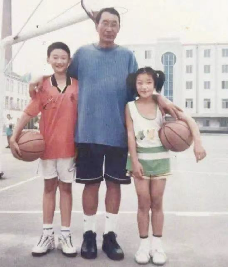 女子身高飙升，从165cm到188cm的成长奇迹