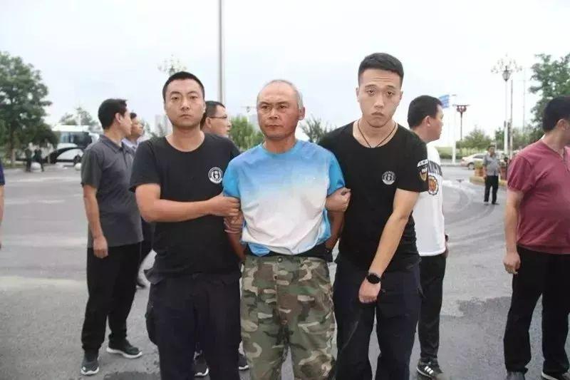 内蒙古警察枪击案重审无期改判四年的深度解读