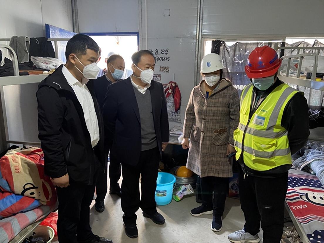 小国企董事长的崛起与担当