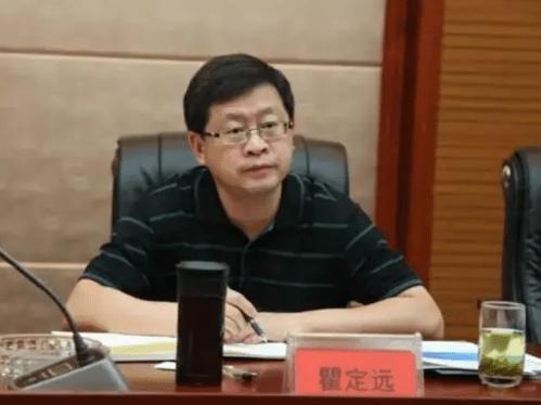 小国企董事长的崛起与担当
