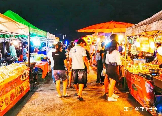 年轻人摆摊适合卖什么？热门小商品推荐