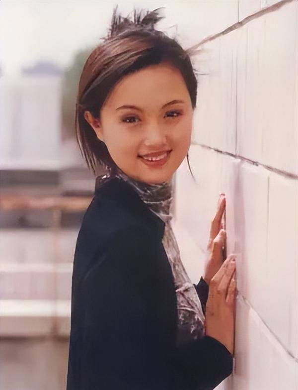 120秒回顾朱媛媛生平，演艺之路的辉煌印记
