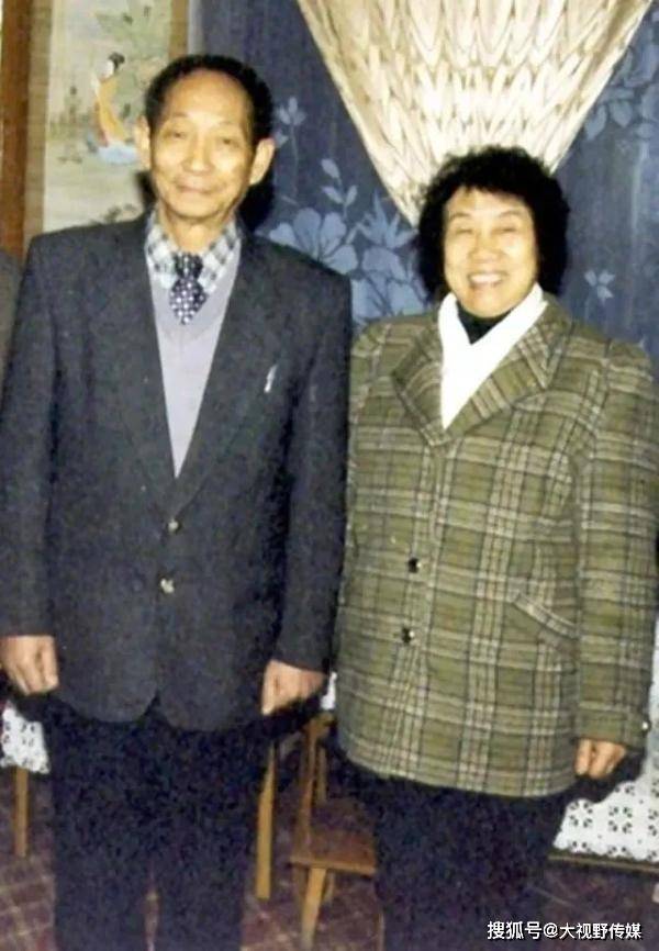 袁隆平夫人是谁？一探究竟