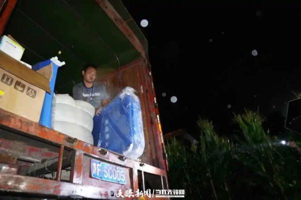 贵州毕节山体滑坡，紧急救援中的被困者故事