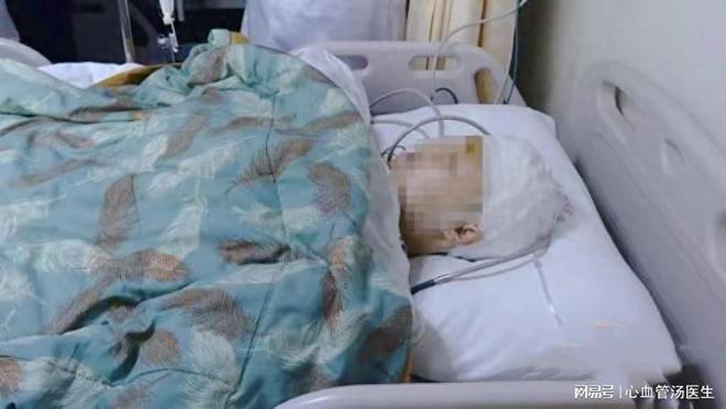 女子吃冰箱冷冻肉后确诊脑膜炎，警惕食品安全与健康防线