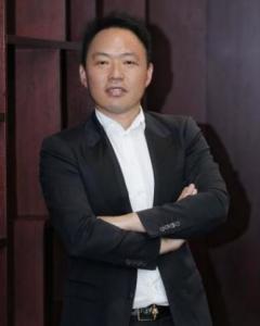 闫桂军，一位卓越领袖的简历概览