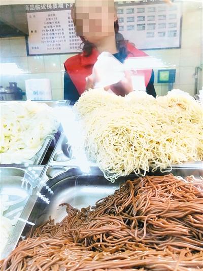 数十家超市曝出食品安全问题，警钟长鸣，守护餐桌安全