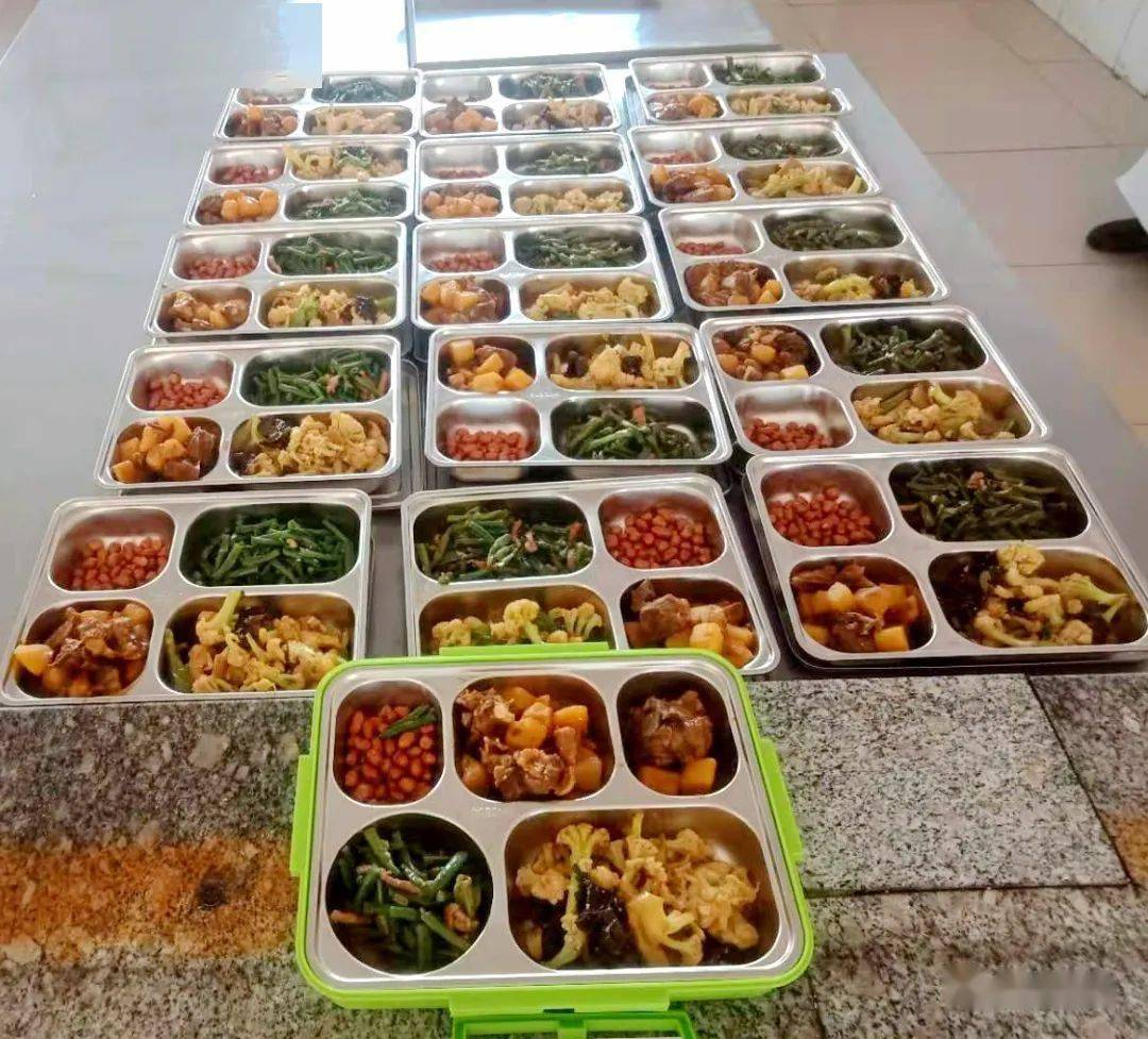 政府食堂引领新风尚，六一套餐的推广与实践