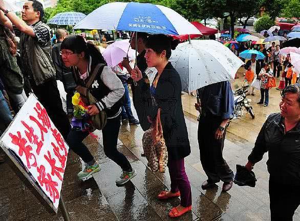 揭秘高考年年下雨背后的神秘面纱