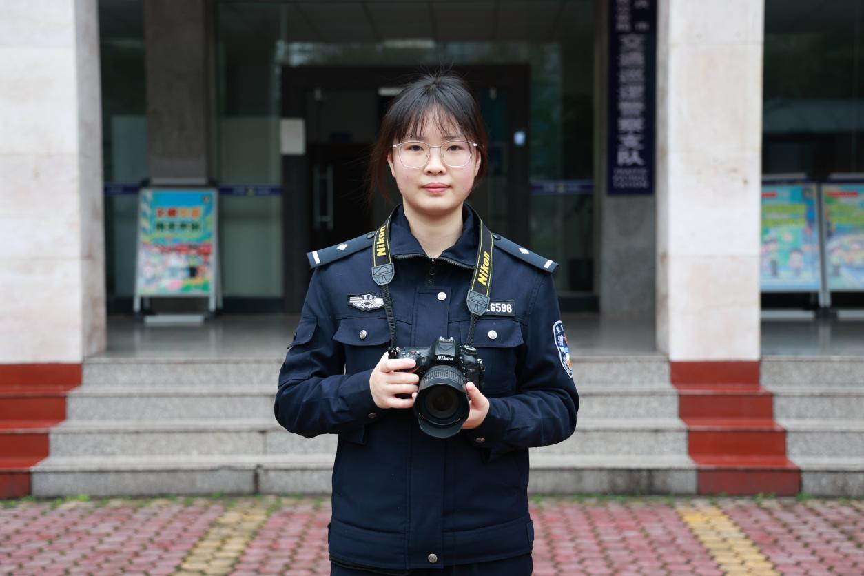 守护之路，已护考十年的女警为女儿筑梦