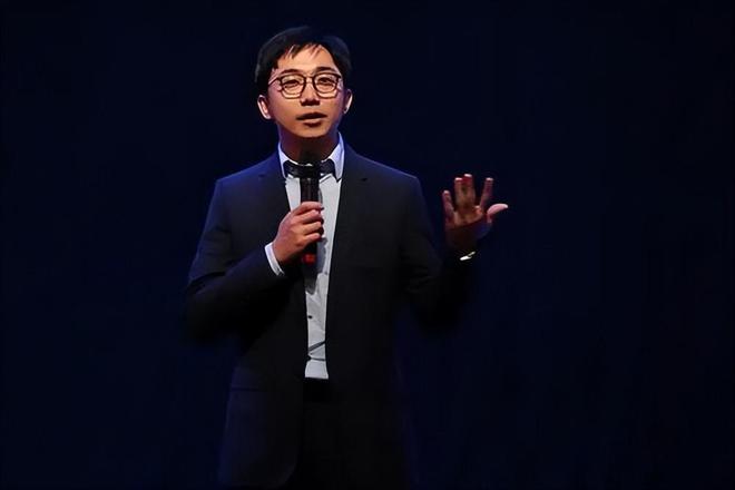 泡泡玛特创始人王宁做对了什么？
