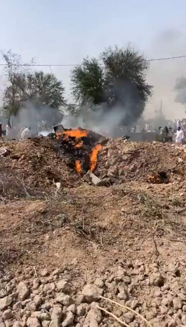 实拍印度坠机现场，只剩骨架，深度揭示事故惊人内幕