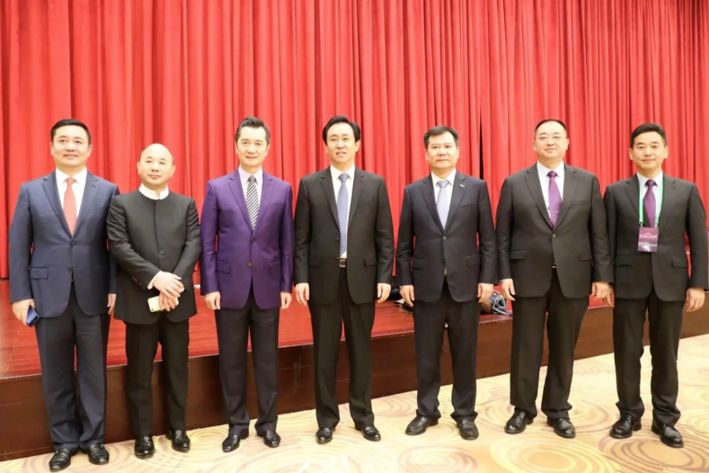 戴17奖牌与书记的荣耀瞬间，合影背后的故事