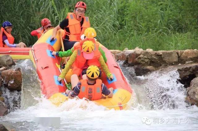 台风天，十岁男孩海上漂流五小时的奇迹之旅