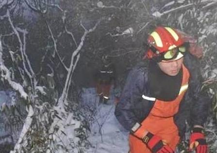 8岁男孩爬山失联超40天，家属发声怎么办