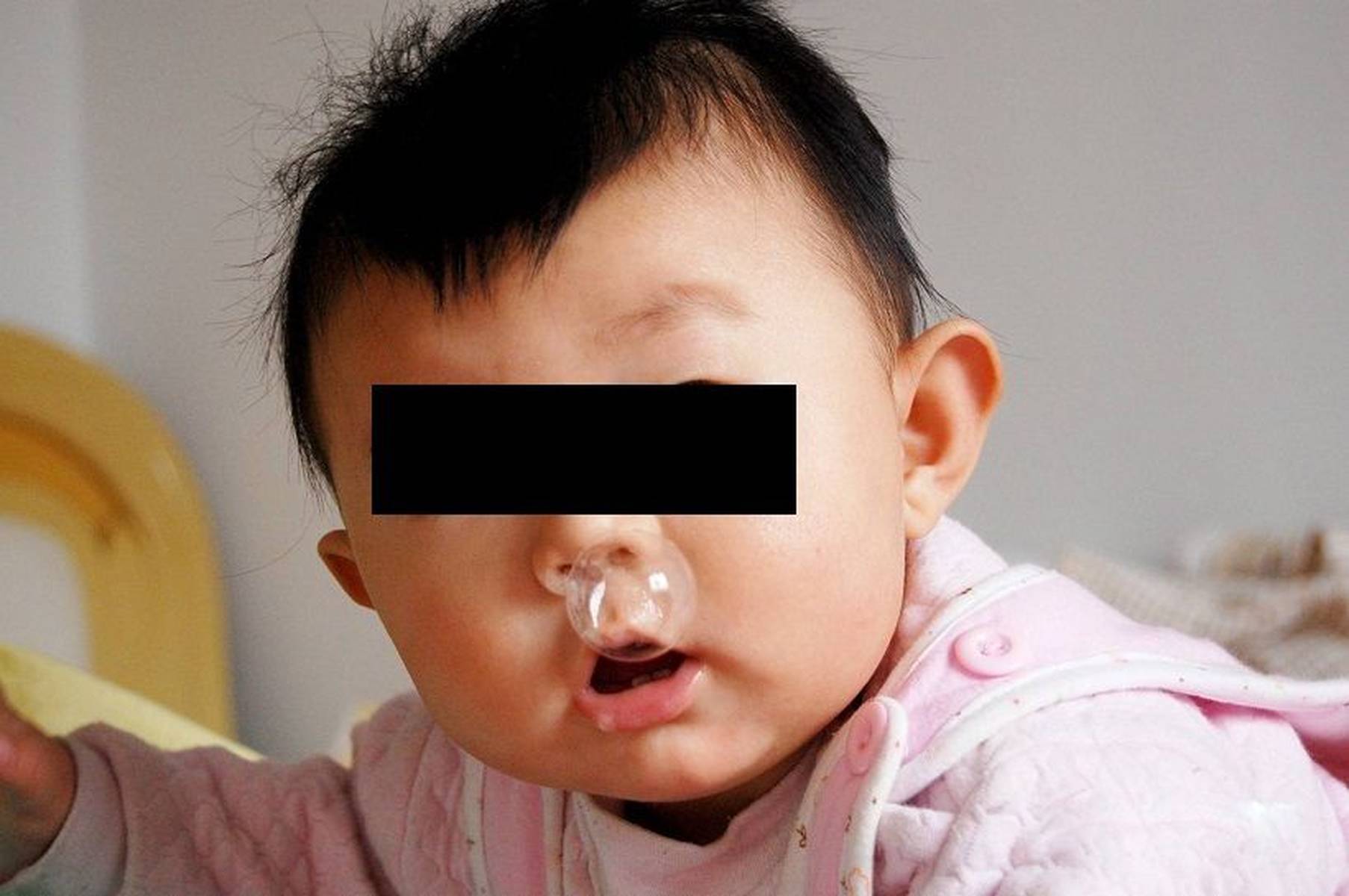 婴儿被酒熏的反应