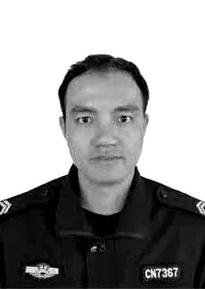致敬英雄，95后辅警因公殉职的非凡人生