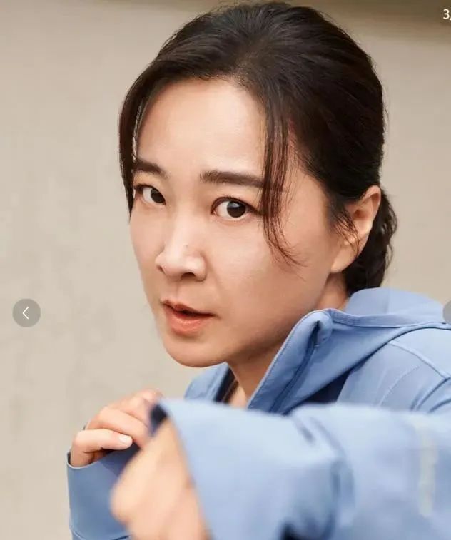 贾玲现状，从舞台到荧屏，一路星光璀璨