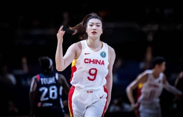 李梦缺席亚洲杯原因深度解析