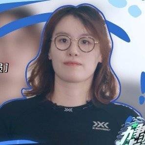 傅园慧教你游出综艺风采