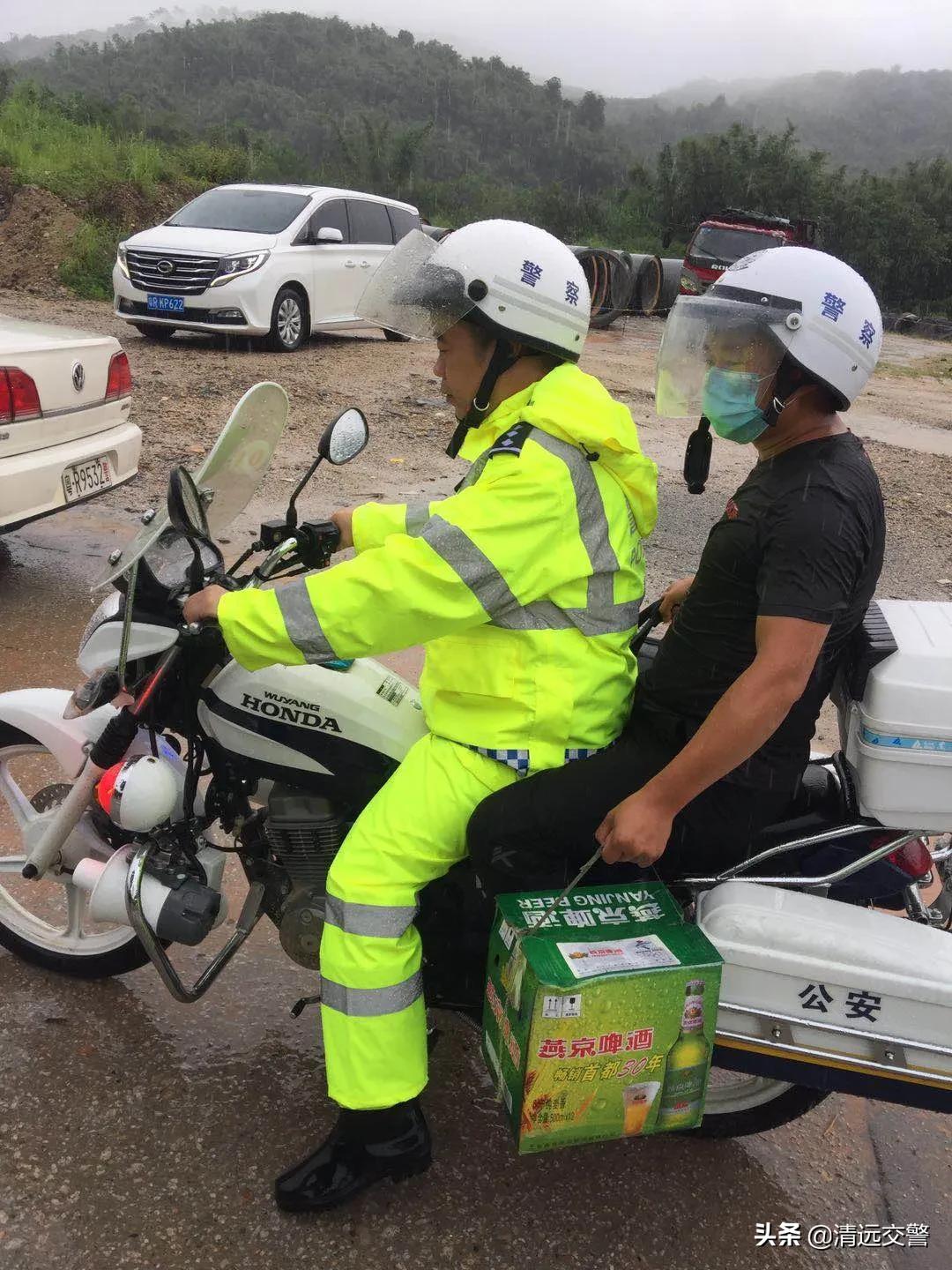 航拍视角下的湖南龙山特大暴雨