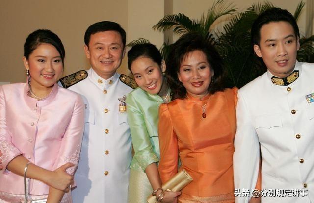 泰国民众政府大楼示威，佩通坦下台——民众力量的觉醒
