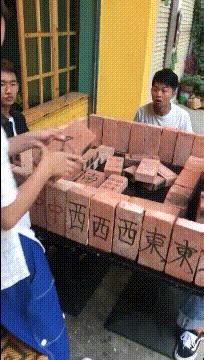 干部请假外出打麻将被当场抓获，公职人员的自律与责任