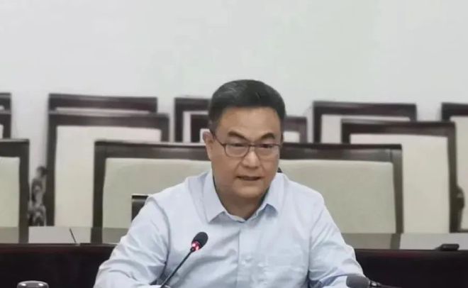 海南省委秘书长被查背后的故事