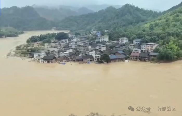 千名武警驰援榕江，共筑边疆安全防线