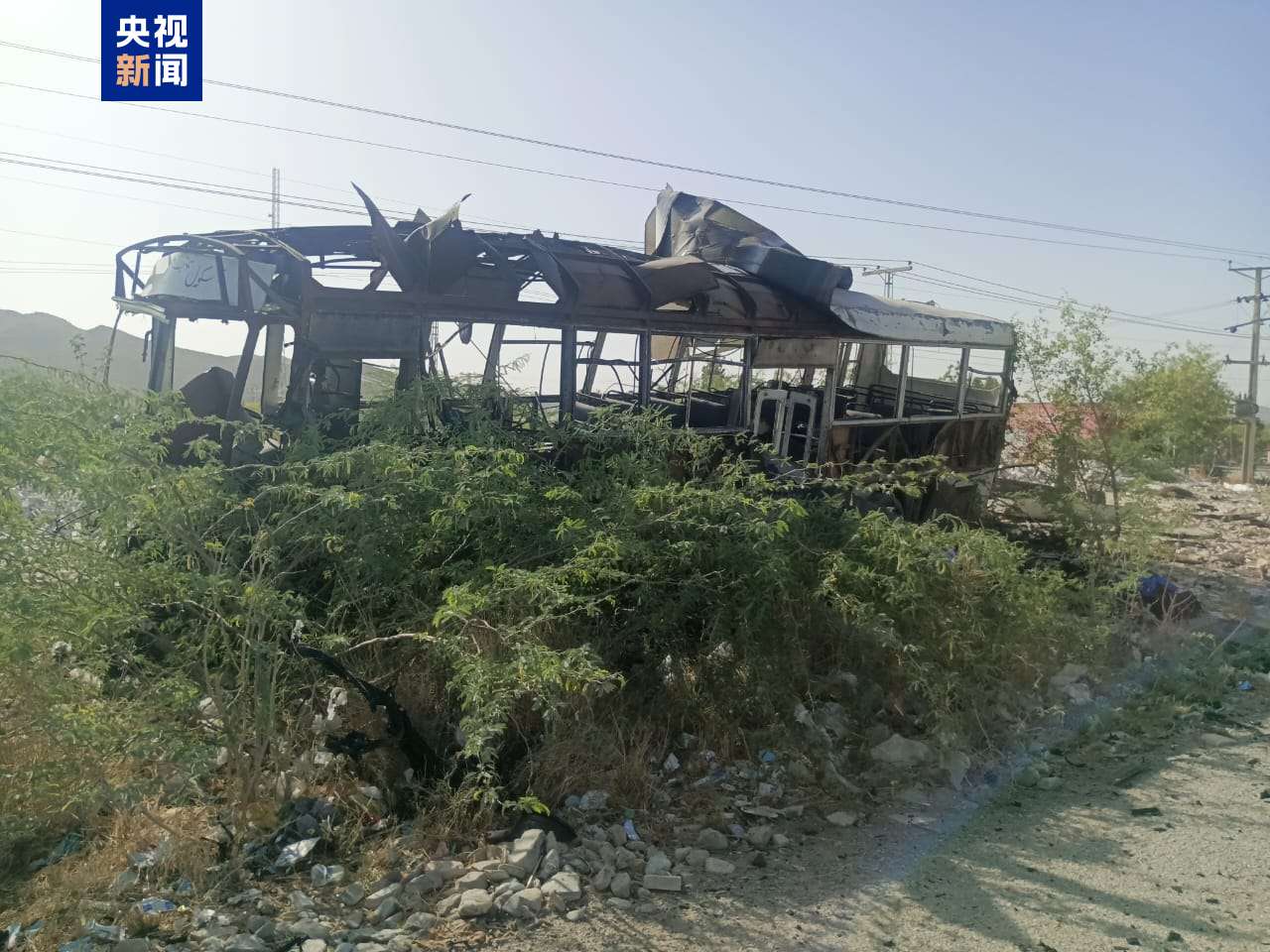 巴基斯坦发生自杀式袭击，13名士兵死亡事件引发关注