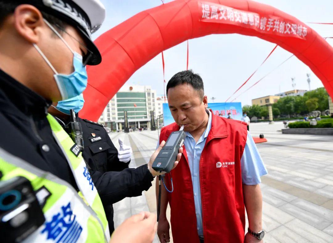 代驾开车撞了人 保险公司拒绝理赔