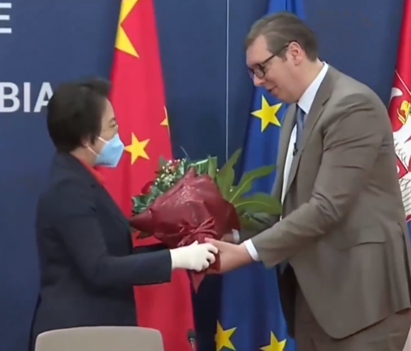 塞尔维亚总统武契奇访美塞尔维亚总统武契奇访美，两国关系的新篇章